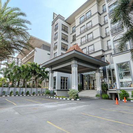 Grand Serela Yogyakarta Exteriér fotografie