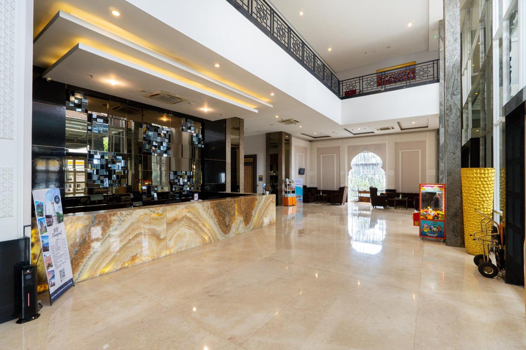 Grand Serela Yogyakarta Exteriér fotografie